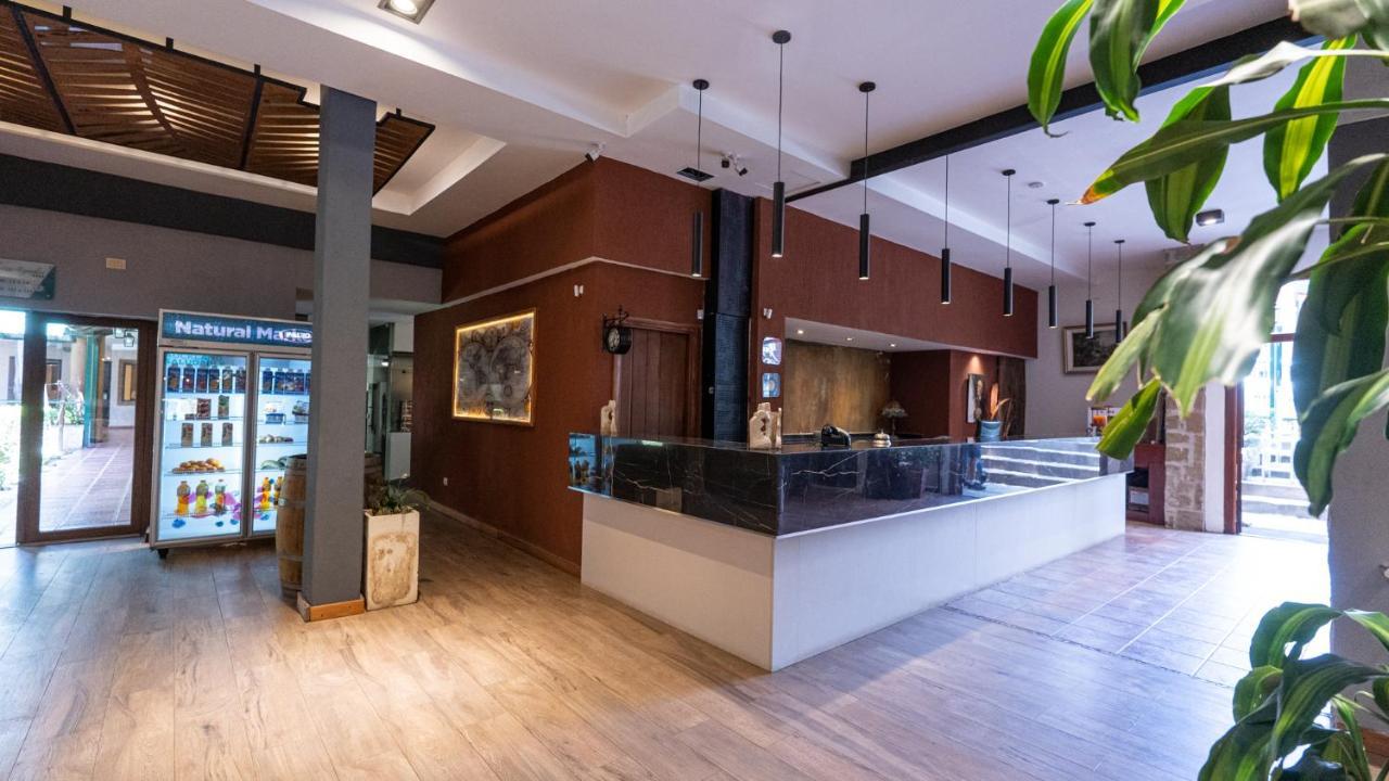 Los Espinillos Hotel Y Spa Villa Carlos Paz Bagian luar foto
