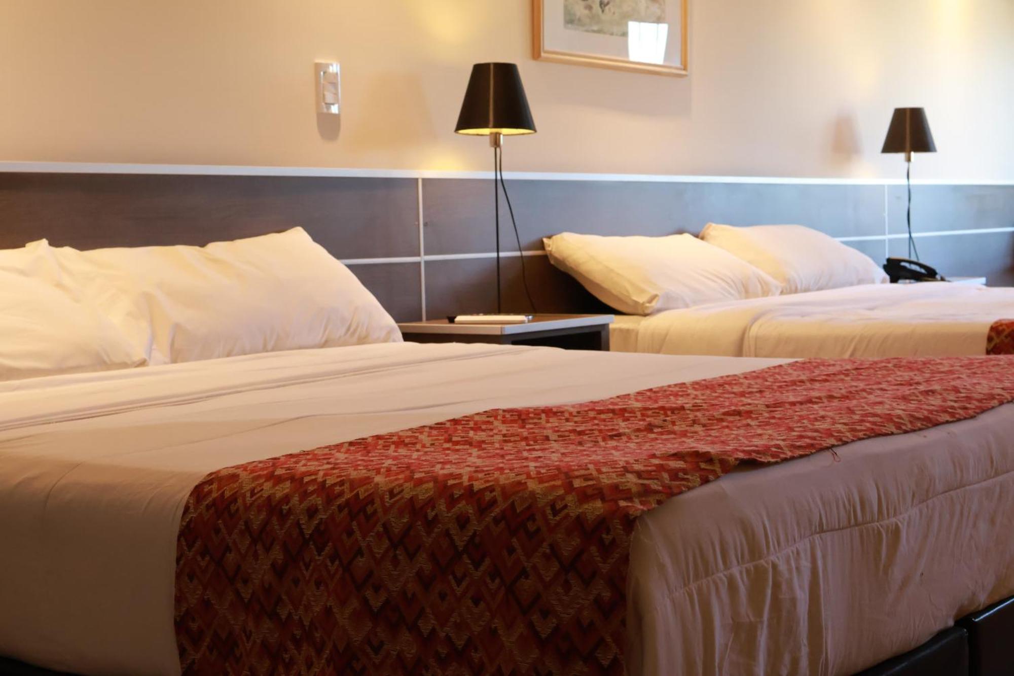Los Espinillos Hotel Y Spa Villa Carlos Paz Bagian luar foto
